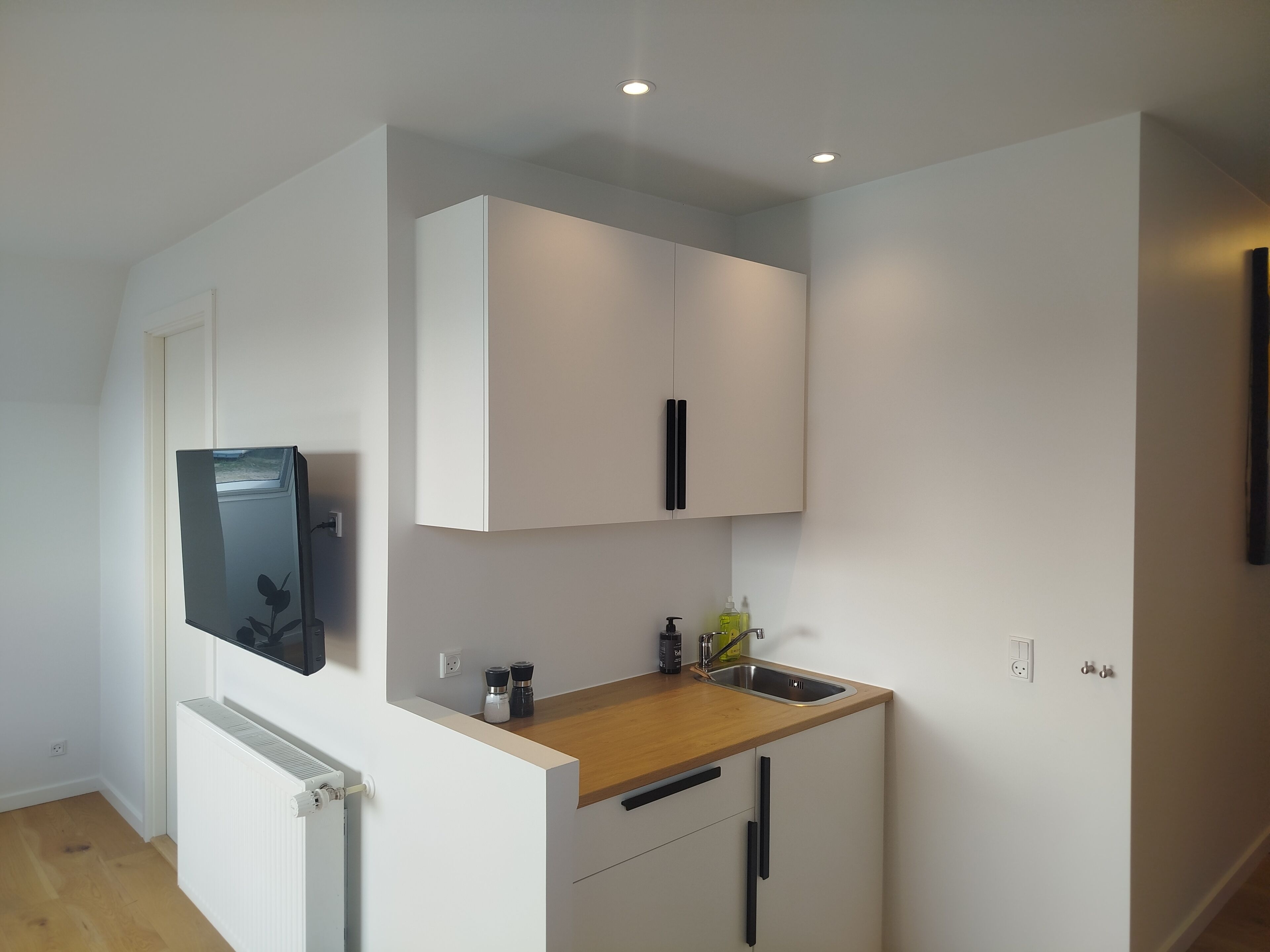 Studio Deluxe | Sängtillbehör av högsta kvalitet, individuell inredning och unika möbler