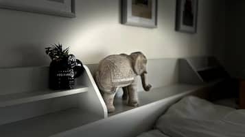 3 bedrooms, iron/ironing board, free WiFi, bed sheets