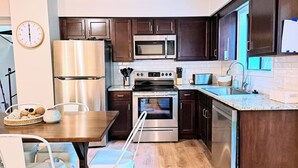 Coffee/tea maker, fridge, microwave, oven - Timber Point - Cabin on Indian Point! - Location! (Branson)