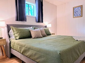 2 室のベッドルーム、旅行用ベビーベッド、WiFi、ベッドシーツ