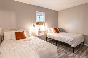 2 quartos, berço de viagem, Wi-Fi de cortesia, roupa de cama