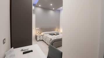 Superior Room | Peti besi dalam bilik, meja, langsir/tirai gelap terus, Wi-fi percuma