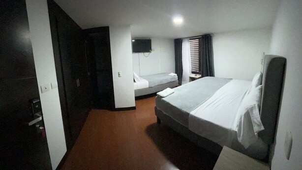 WiFi (free) - Hotel The MIRROR  (Bogotá)