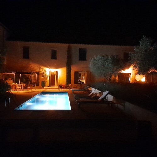 mas Ancien en Pleine Nature