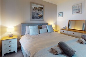 3 habitaciones, tabla de planchar con plancha y wifi gratis