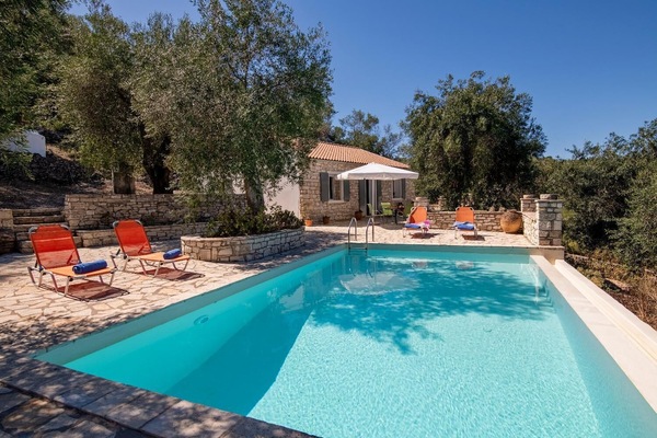Beautiful villa with private pool and terrace