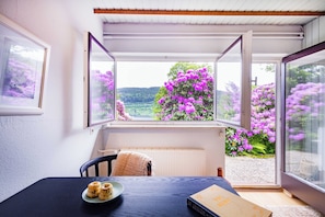 Apartamento | Servicio de comidas en la habitación