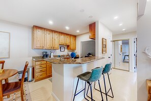 Fridge, microwave, oven, stovetop - Centrally located condo with balcony, deck, & W/D - walk to ski lifts (Avon)