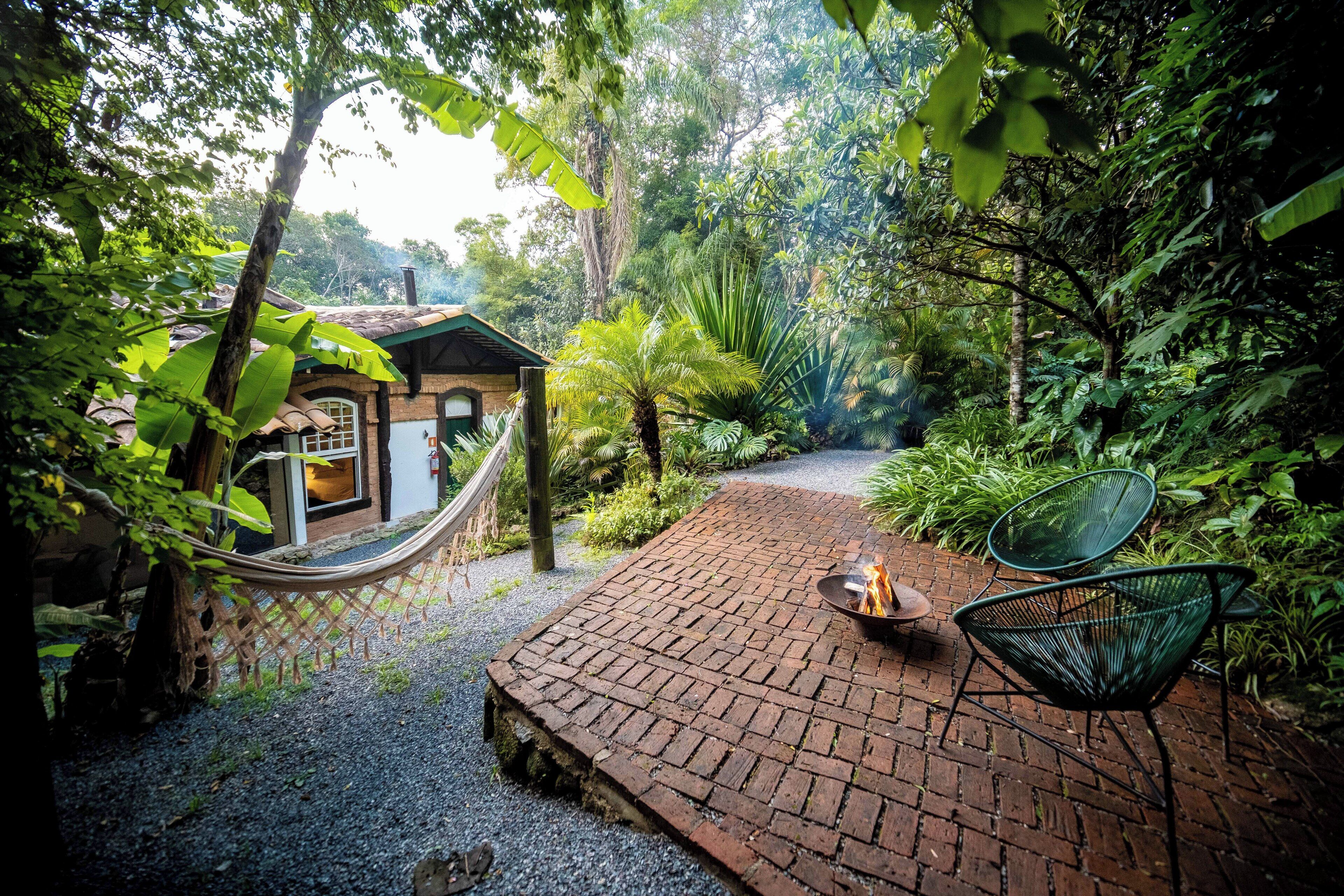 Deluxe House | 1 bedroom, minibar, in-room safe, desk