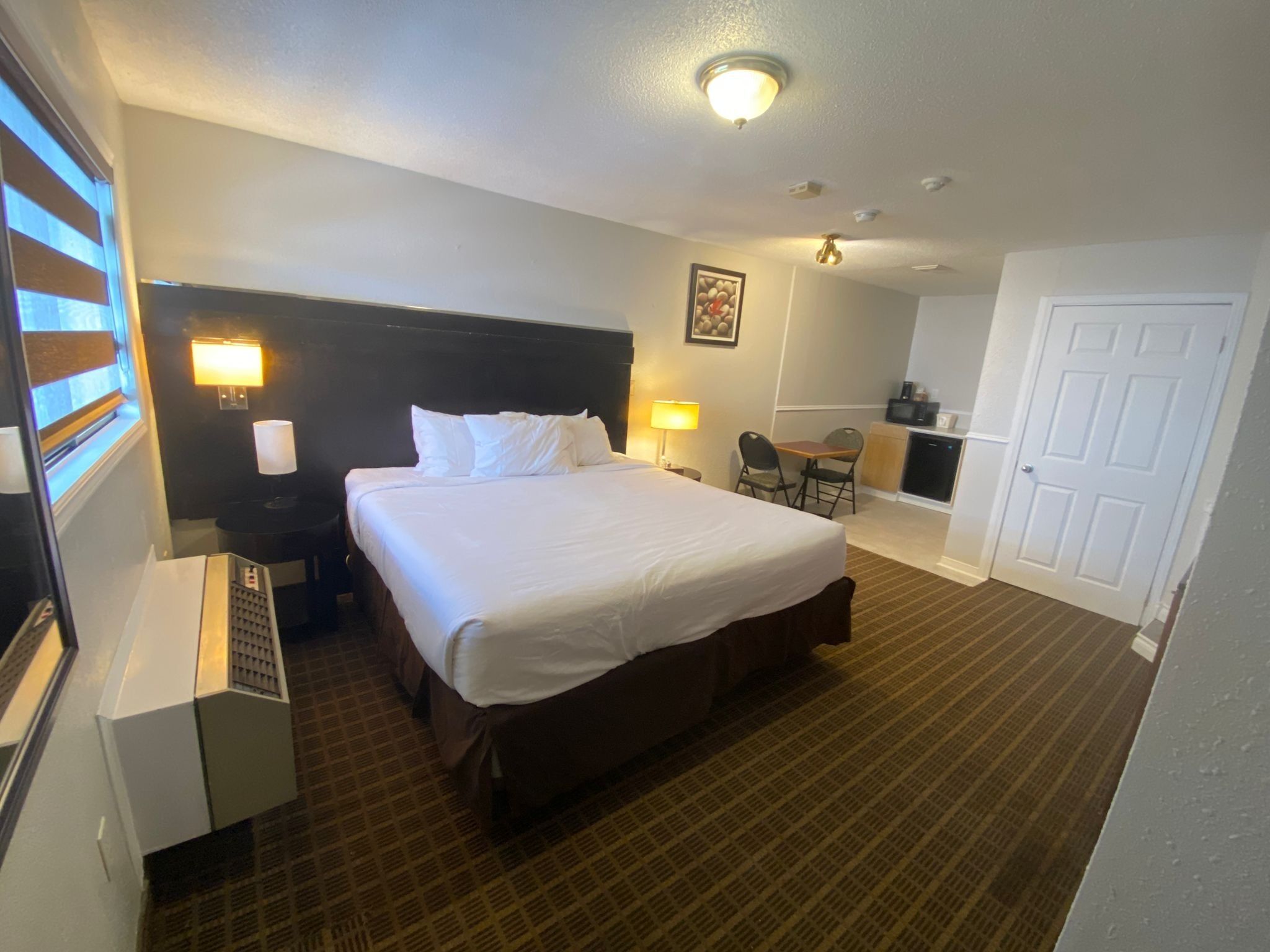 Suite Studio Exclusive | Surmatelas, bureau, espace de travail pour ordinateur portable