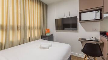 1 quarto, acesso à internet, roupa de cama