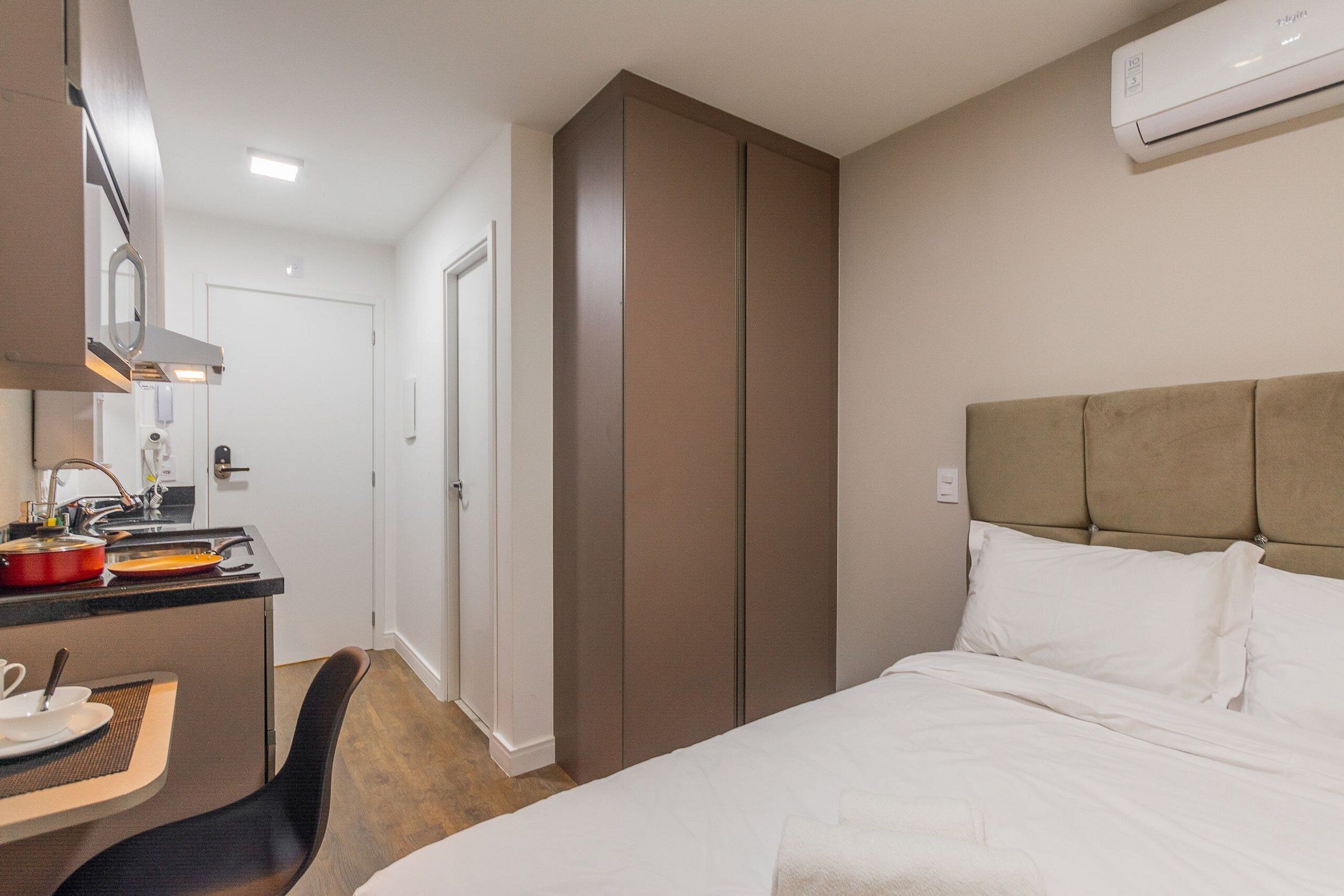 1 habitación, acceso a internet y ropa de cama 