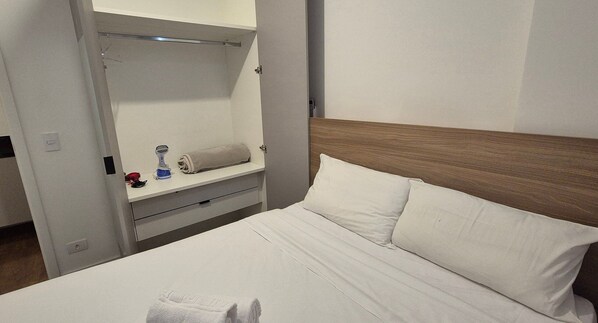 1 habitación, internet y ropa de cama 