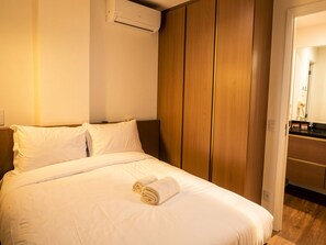 1 bedroom, Internet, bed sheets - 1 room apartment versatile (Curitiba)