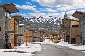 Exterior - NEW! Spacious 3BR, 3.5b, Hot Tub, Fire Pit, Pool! (Whitefish)