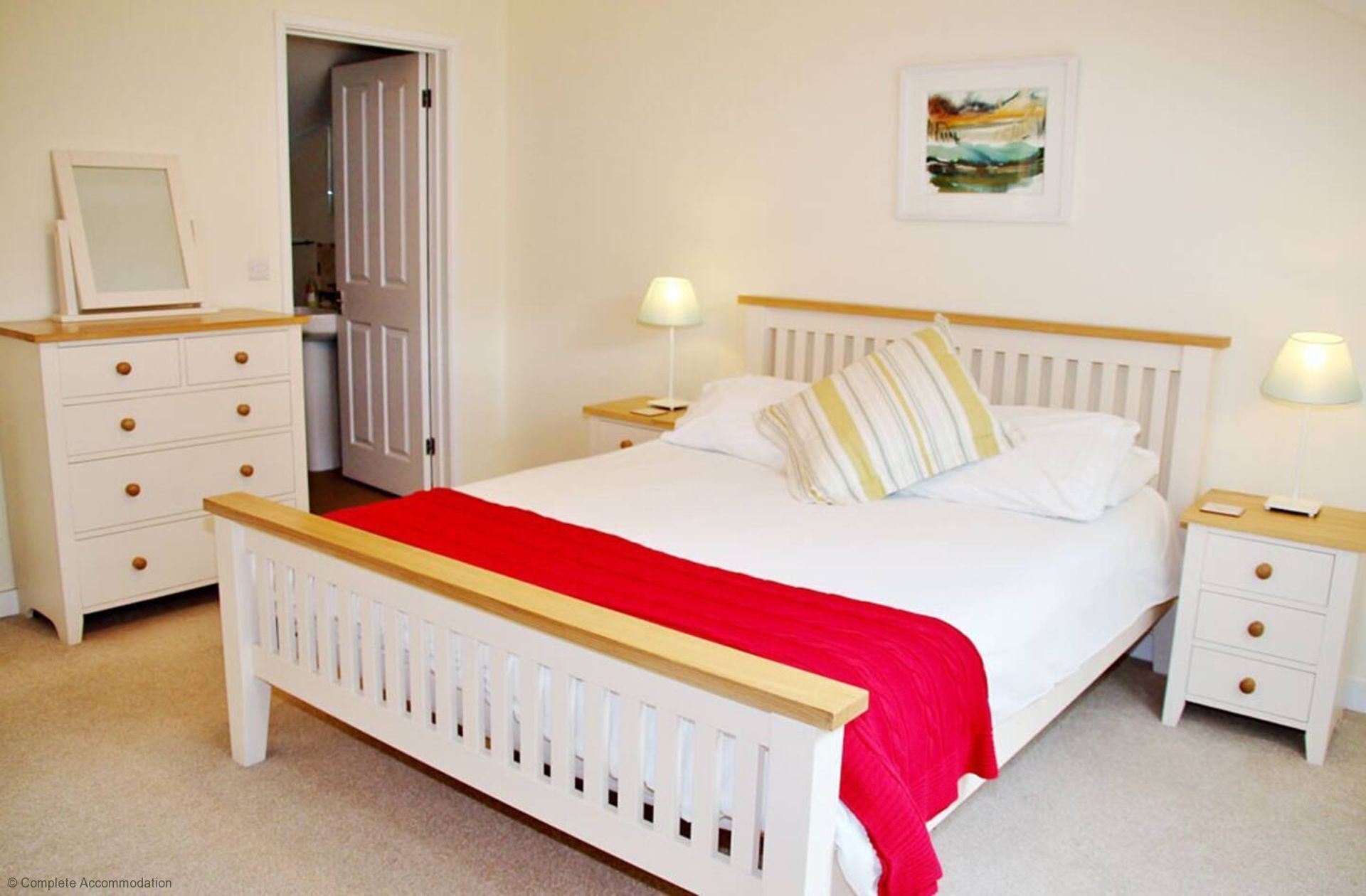 3 chambres, fer et planche à repasser, lit parapluie, Wi-Fi gratuit