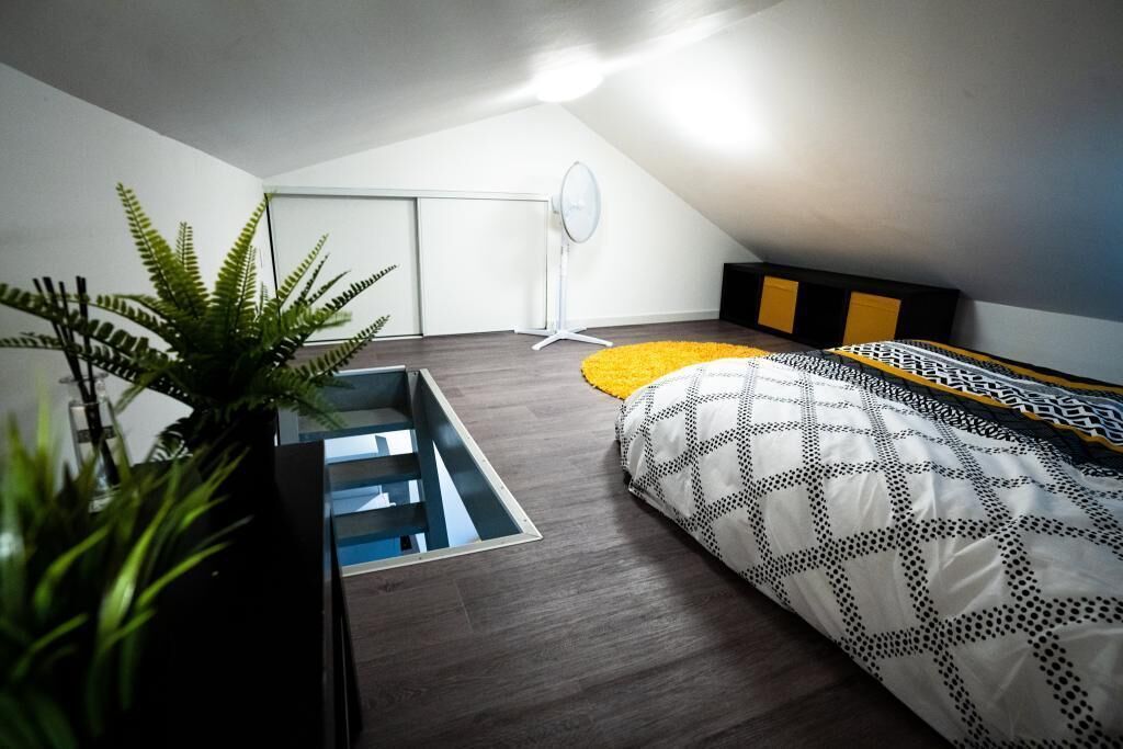 1 bedroom, iron/ironing board, free WiFi, bed sheets