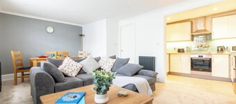 Sandpiper is a newly refurbished, centrally located, split-level apartment sleeping four.