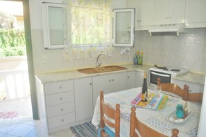 Ferienhaus, 1 Schlafzimmer, Raucher, Balkon | Innenbereich
