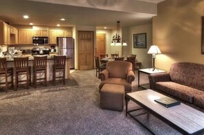 TV, fireplace, DVD player