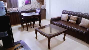 Soundproofing, iron/ironing board, free WiFi