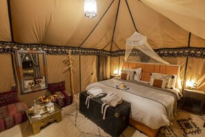 9 habitaciones, wifi y ropa de cama