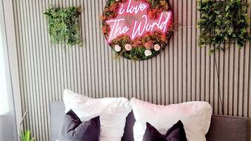 2 Schlafzimmer, BĂŒgeleisen/BĂŒgelbrett, kostenloses WLAN, BettwĂ€sche