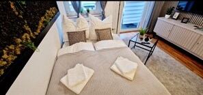 2 bedrooms, iron/ironing board, free WiFi, bed sheets