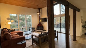 TV connectée, cheminée