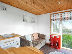 TV - 1 bedroom accommodation in Bridgnorth and Ironbridge (Bridgnorth and Ironbridge)