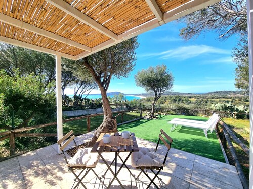 Moon House 350mt from the beach Sea view Garden Free private parking 