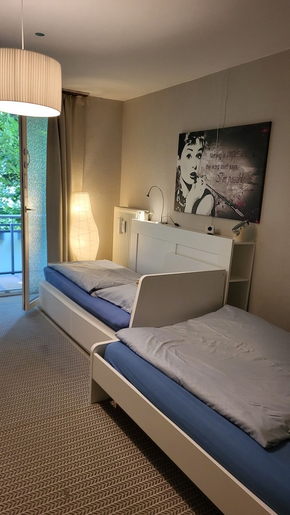 Budget & Central 3room Apt+balcony & Wifi - Hambourg