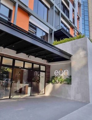 Exterior detail - EÓN 13 - Apartamento Moderno, Vista Cayala, Aire Acondicionado (Ciudad de Guatemala)