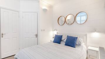 3 bedrooms, free WiFi, bed sheets