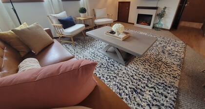 The June // A one bedroom basement apartment, 3 mi to Mayo Clinic