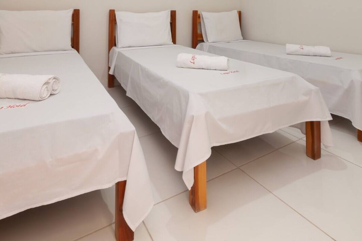 City Triple Room | WiFi (free), bed sheets