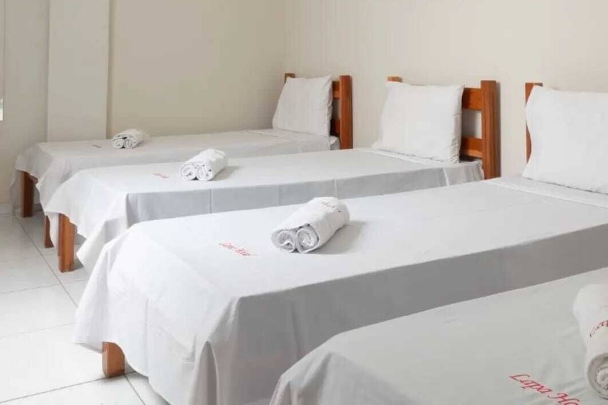 WiFi (free), bed sheets