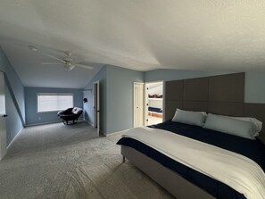 4 habitaciones, escritorio, tabla de planchar con plancha y wifi gratis