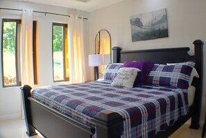 3 slaapkamers, een strijkplank/strijkijzer, wifi, beddengoed