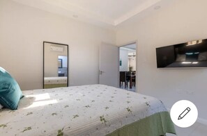 3 chambres, fer et planche à repasser, Wi-Fi, literie fournie