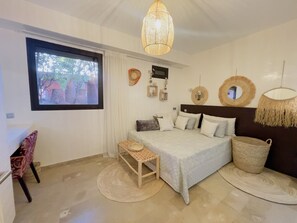 2 bedrooms, iron/ironing board, WiFi, bed sheets - Appartement Cosy et Calme Avec 2 Chambres , Jardin et Piscine (Marrakech)