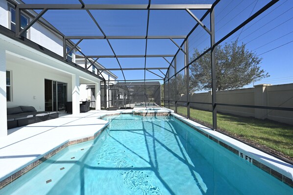 Pool - Gorgeous 10-bedroom 8-bath Pool Home Located in popular Sonoma Resort (Kissimmee)