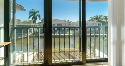 Paradise on the Bay!