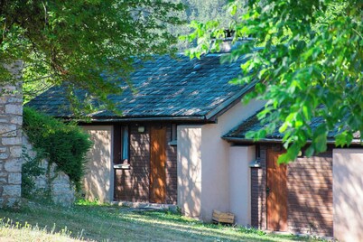 Logement 2/4 Personnes - Village de Gites des Bruguières