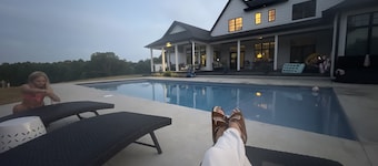 Direct path of Eclipse 2024. 5,000sqft home inground Pool 27acres hiking trails.