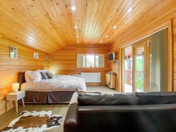 1 quarto, Wi-Fi de cortesia, roupa de cama