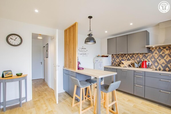 Microwave, oven, dishwasher