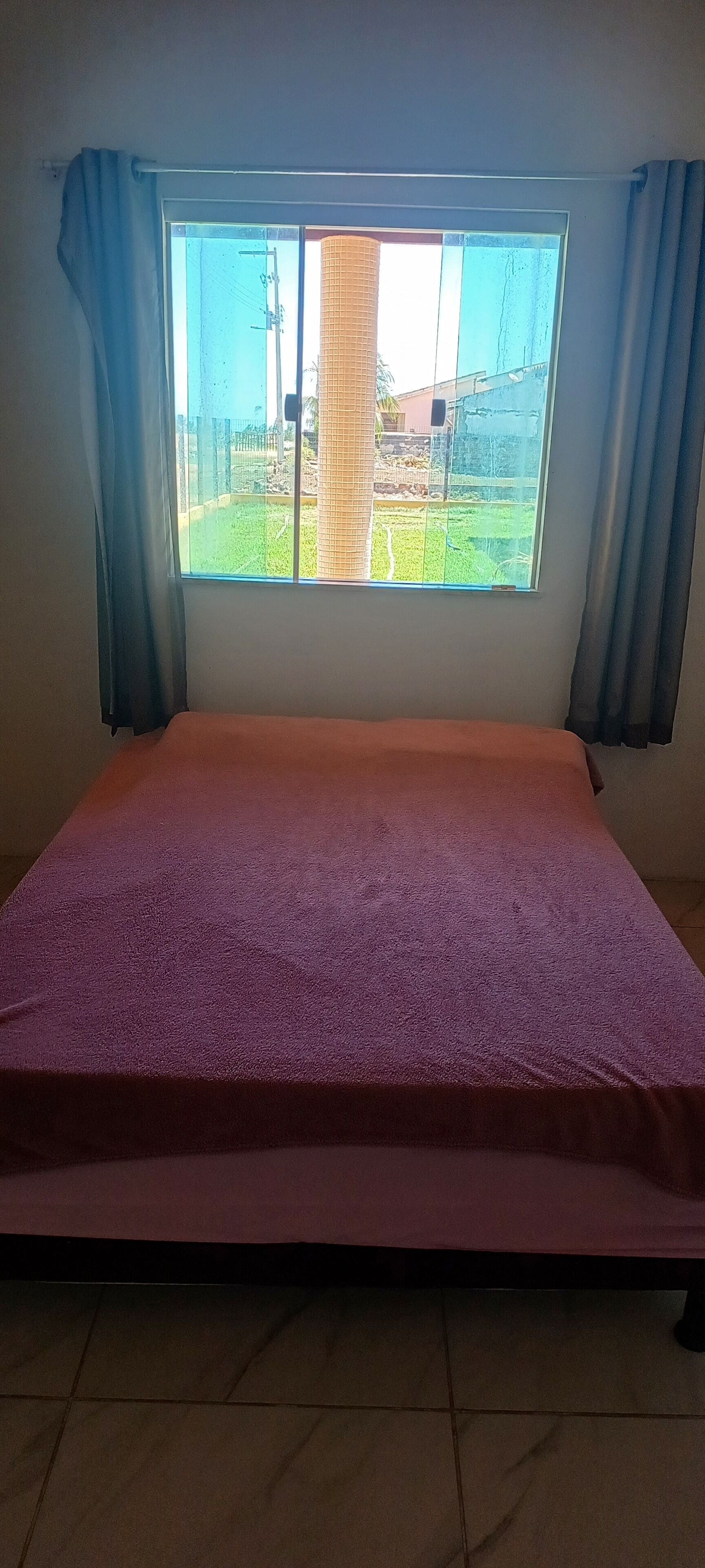 3 quartos, ferros/tábuas de passar roupa, Wi-Fi, roupa de cama