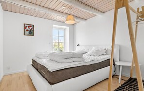 4 slaapkamers, reisbedje, gratis wifi