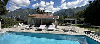 Villa 'Romantica Lake Idro' with Private Pool, Wi-Fi and Air Conditioning